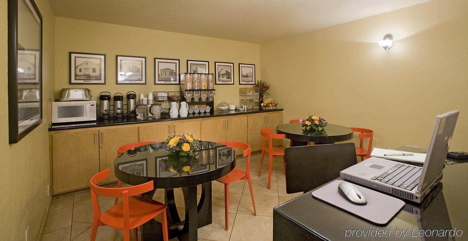 Best Western Pine Tree Motel Chino Restaurant photo